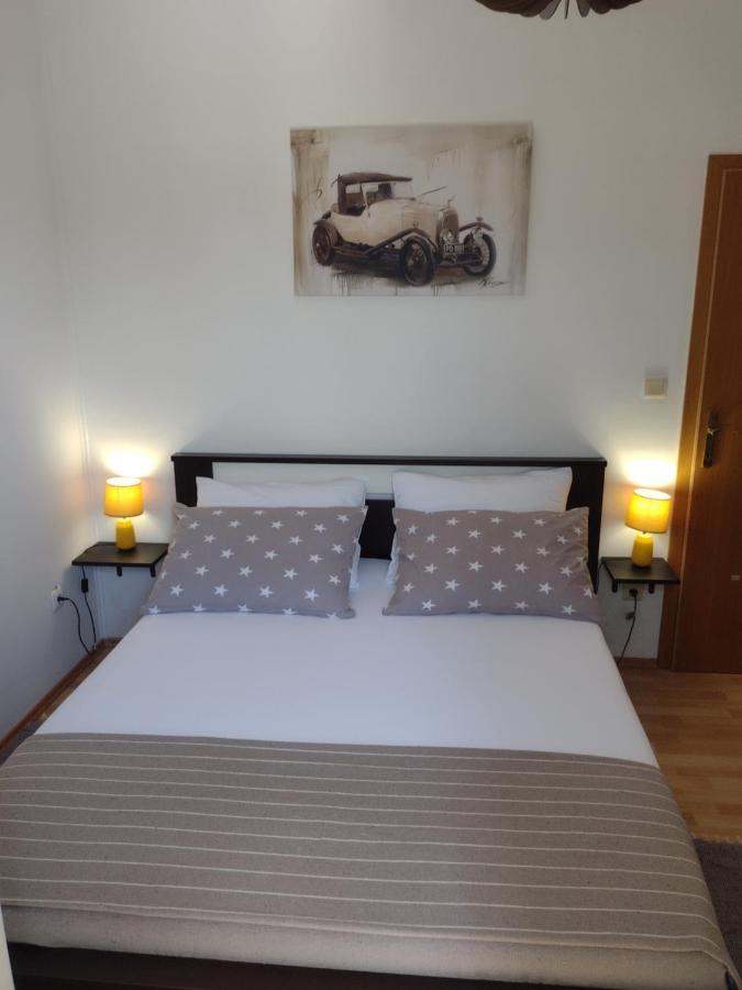 Kalauz Rooms Lozovac Esterno foto